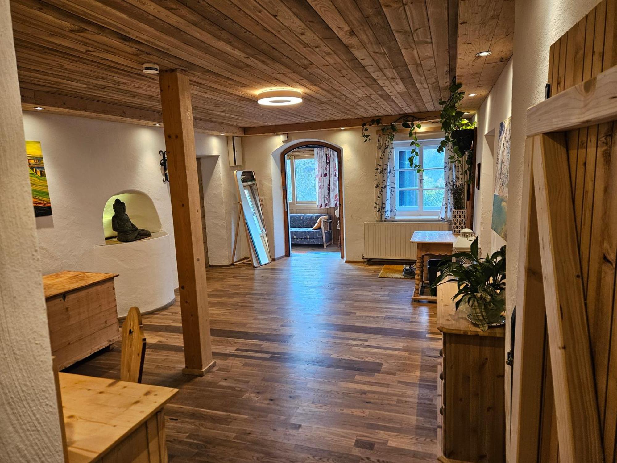 Premium Apartment Mit Privatem Whirlpool, Sauna, Garten Sankt Martin am Grimming Luaran gambar